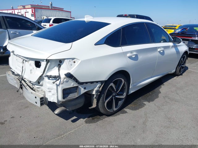 Honda l15be 2018 1HGCV1F19JA225082 Image 4