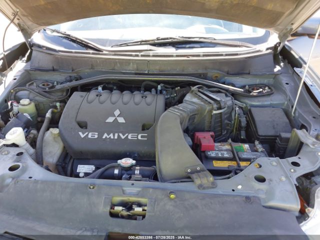 2010 MITSUBISHI OUTLANDER JA4JS4AX1AZ008004 Photo 9