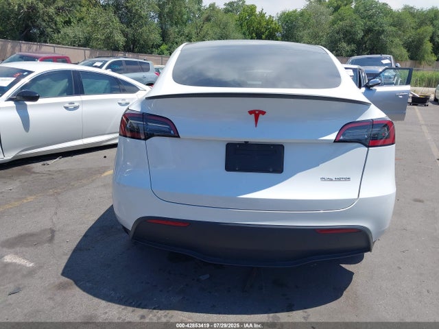 7SAYGDEF9PF740292 Tesla 2023