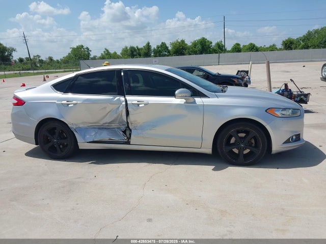 3FA6P0H77GR354475 Ford 2016