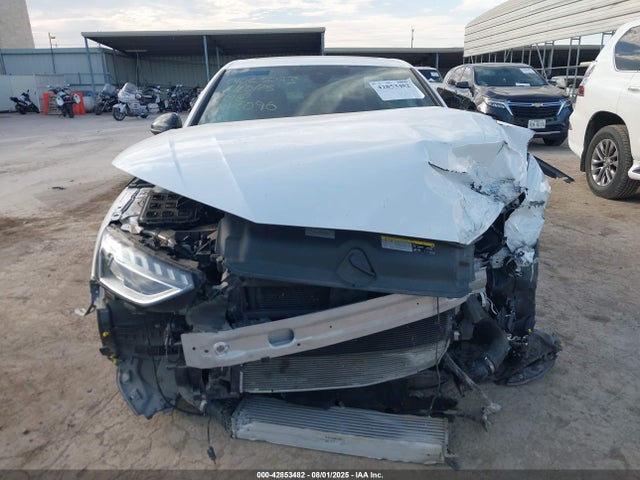 WAUB4AF41PA043096 Audi S4