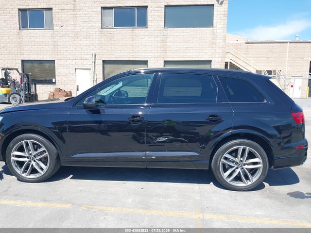 Audi Q7 2017 WA1VAAF75HD020952 Image 14