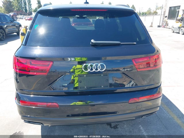 Audi Q7 2017 WA1VAAF75HD020952 Image 16