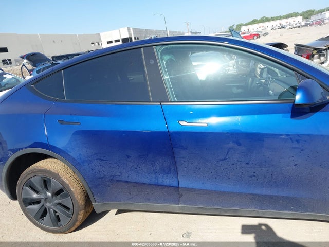 7SAYGAEE9SF288732 Tesla 2025
