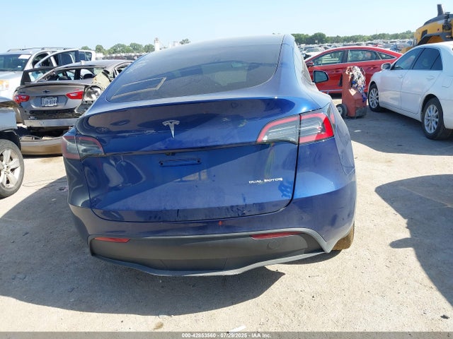 7SAYGAEE9SF288732 Tesla 2025