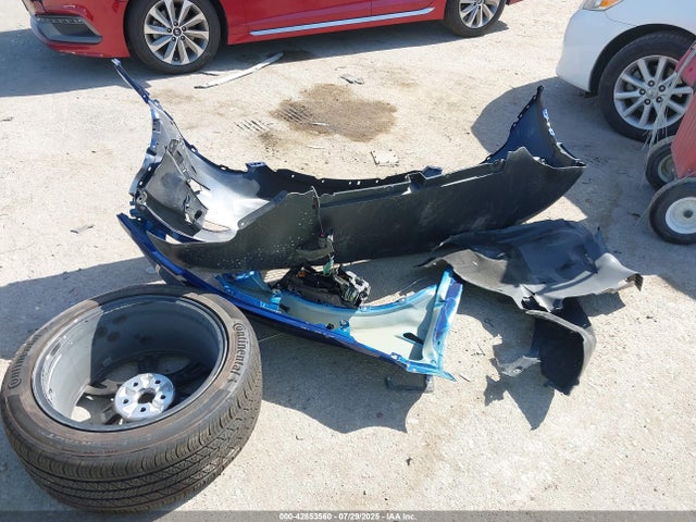 7SAYGAEE9SF288732 Tesla 2025
