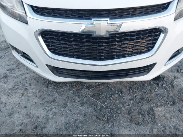 Chevrolet lkw 2015 1G11D5SL1FF181055 Image 6