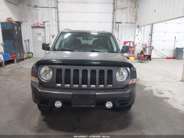 1C4NJRBB6ED898013 Jeep 2014