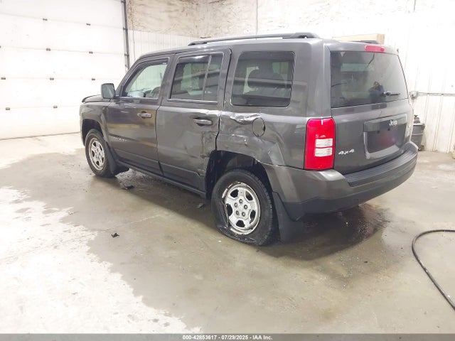 1C4NJRBB6ED898013 Jeep 2014