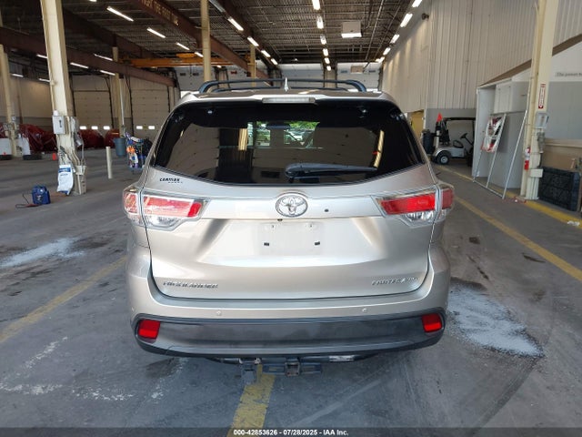 Toyota 2gr-fe 2016 5TDDKRFH1GS340861 Image 16