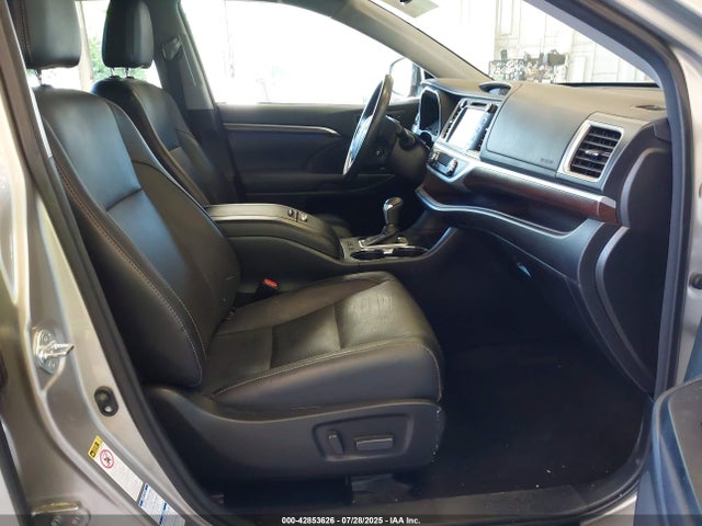 Toyota 2gr-fe 2016 5TDDKRFH1GS340861 Image 5