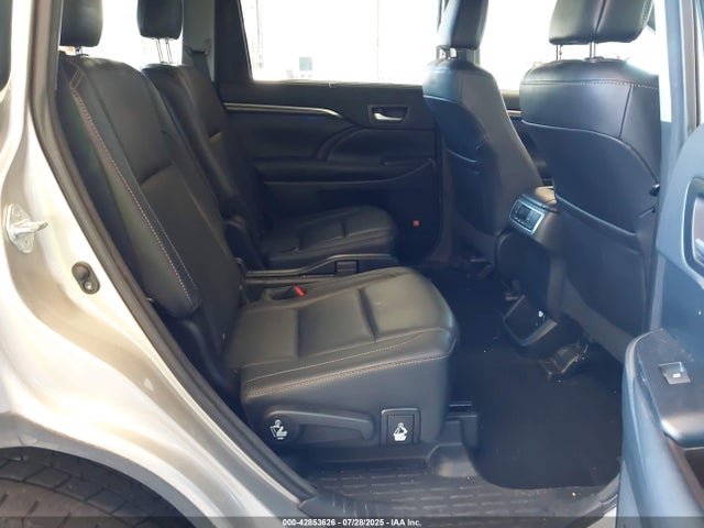 Toyota 2gr-fe 2016 5TDDKRFH1GS340861 Image 8