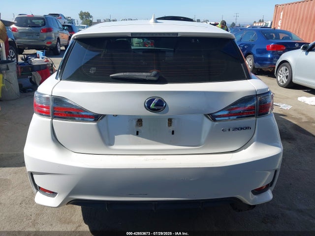 Lexus 2zr-fxe+3jm 2015 JTHKD5BH9F2233884 Image 16