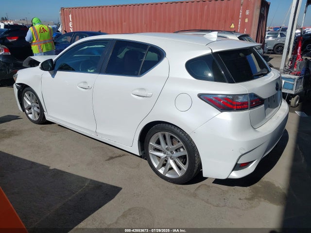 Lexus 2zr-fxe+3jm 2015 JTHKD5BH9F2233884 Image 3