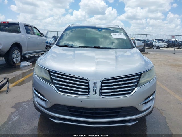 5LMCJ1C97GUJ22215 Lincoln 2016