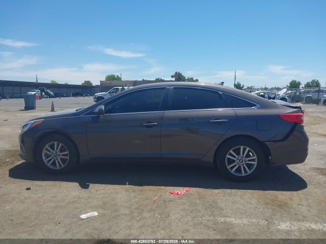 5NPE24AF4HH545692 Hyundai 2017