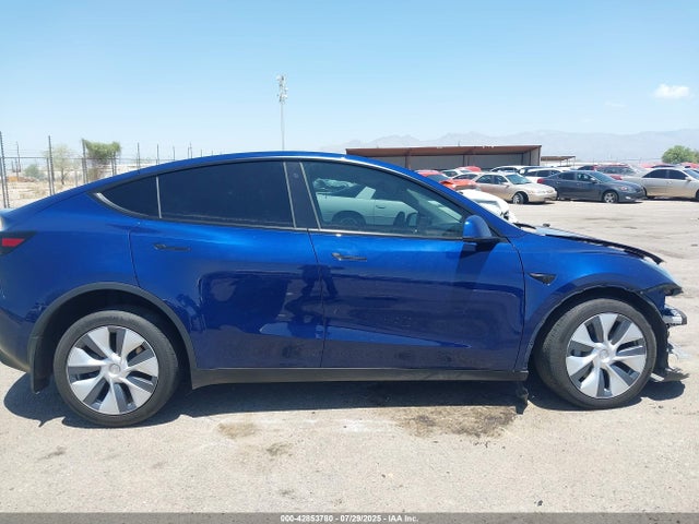 7SAYGDEE8PA106671 Tesla 2023