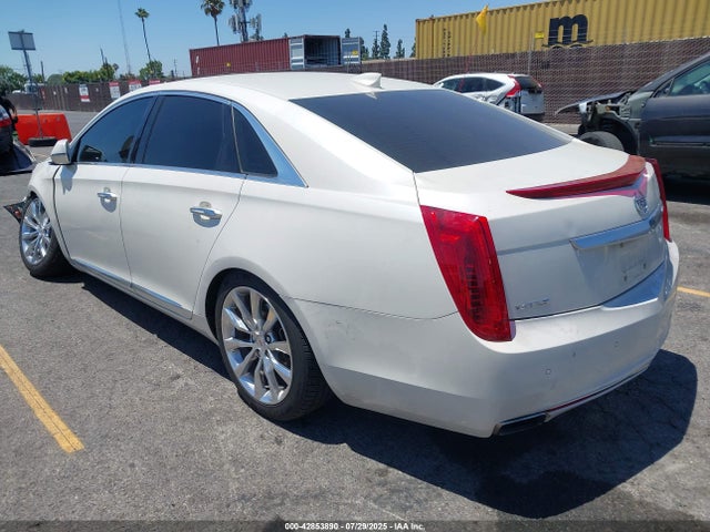 Cadillac lfx 2015 2G61M5S34F9117272 Image 3