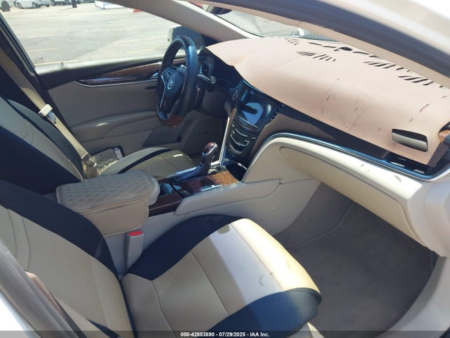 Cadillac lfx 2015 2G61M5S34F9117272 Image 5
