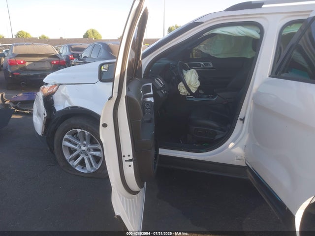 Ford 2015 2015 1FM5K7D86FGA20113 Image 5