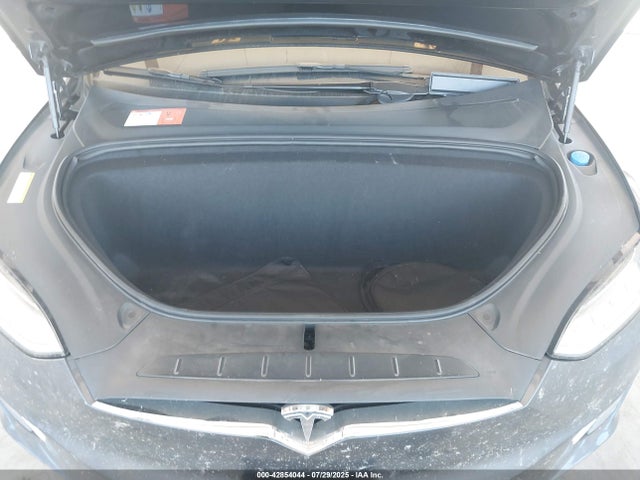 2016 TESLA MODEL X 5YJXCBE21GF003545 Photo 9