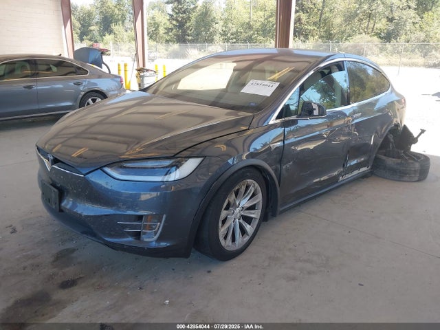 2016 TESLA MODEL X 5YJXCBE21GF003545 Photo 1