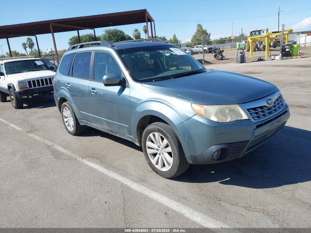 42854083 :رقم المزاد ، JF2SHADC7DH446750 vin ، 2013 Subaru Forester 2.5x Premium مزاد بيع