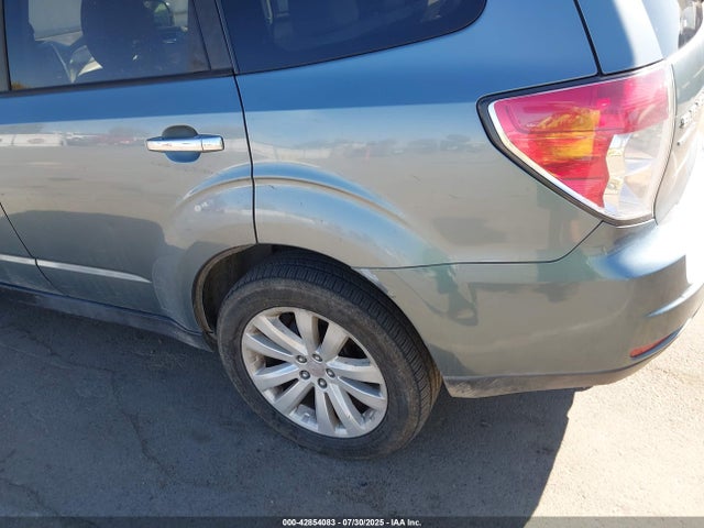 42854083 :رقم المزاد ، JF2SHADC7DH446750 vin ، 2013 Subaru Forester 2.5x Premium مزاد بيع