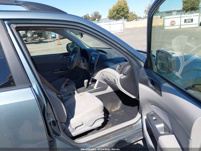 42854083 :رقم المزاد ، JF2SHADC7DH446750 vin ، 2013 Subaru Forester 2.5x Premium مزاد بيع