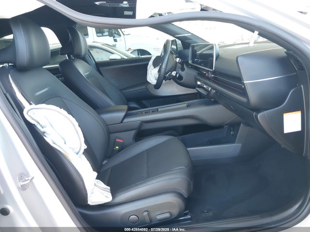 Hyundai 2023 2023 KMHM54AC4PA041833 Image 5