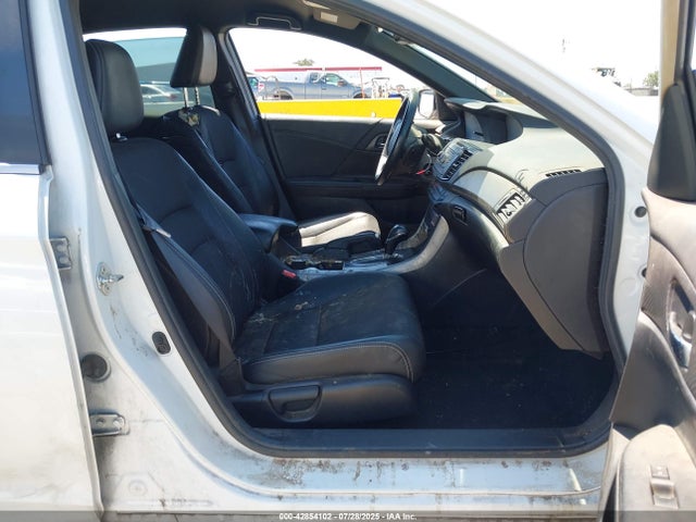 1HGCR2F58HA308445 Honda k24w1