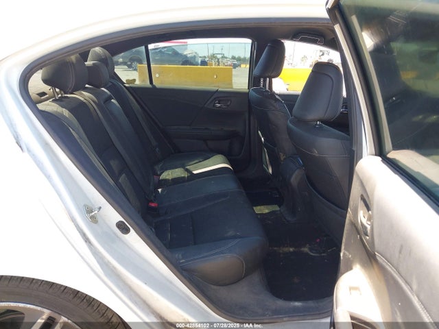 1HGCR2F58HA308445 Honda k24w1