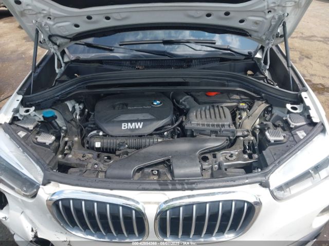 2017 BMW X1 WBXHT3Z33H4A65329 Photo 9