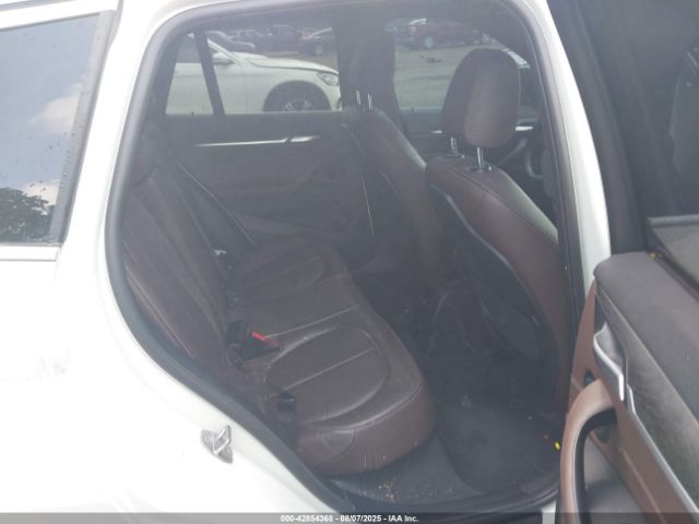 2017 BMW X1 WBXHT3Z33H4A65329 Photo 7