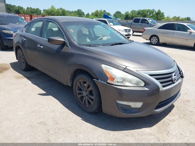 1N4AL3AP6FN917096 Nissan 2015