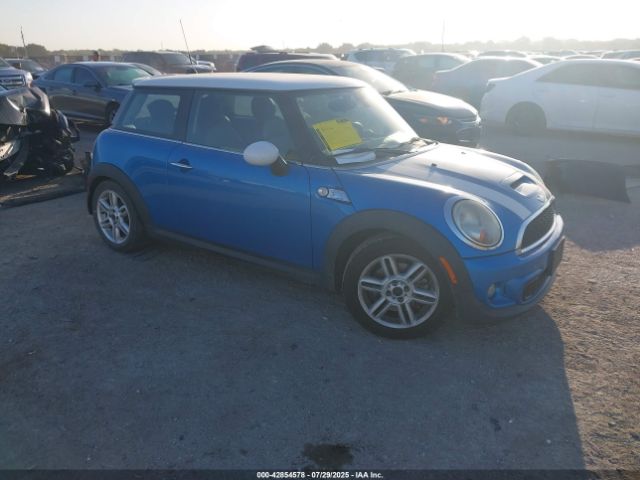 2011 MINI COOPER S WMWSV3C5XBTY13489 Photo 0
