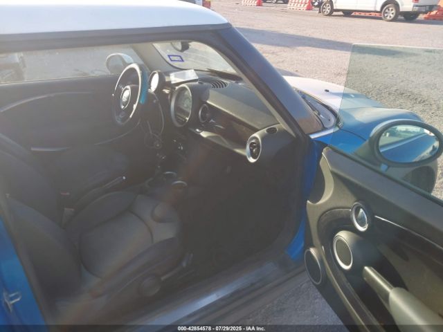 2011 MINI COOPER S WMWSV3C5XBTY13489 Photo 4