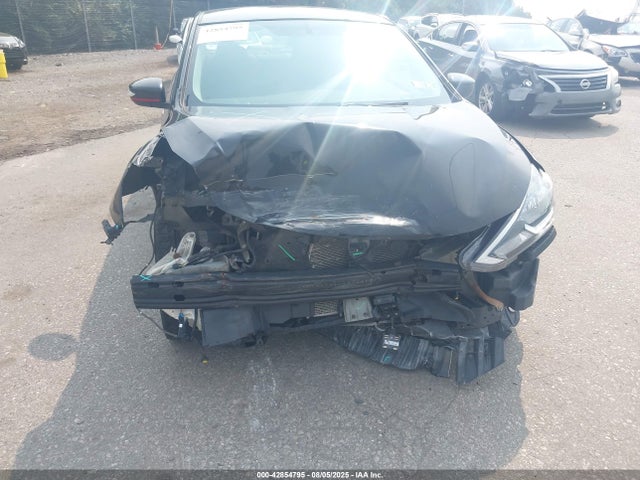 3N1AB7AP0JY272559 Nissan 2018