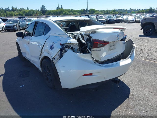 Mazda pe 2017 3MZBN1U75HM112984 Image 3
