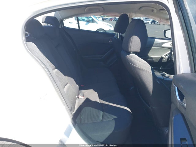 Mazda pe 2017 3MZBN1U75HM112984 Image 8