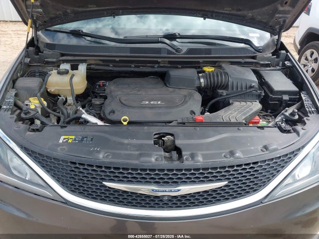 2C4RC1EG0HR836872 Chrysler Pacifica