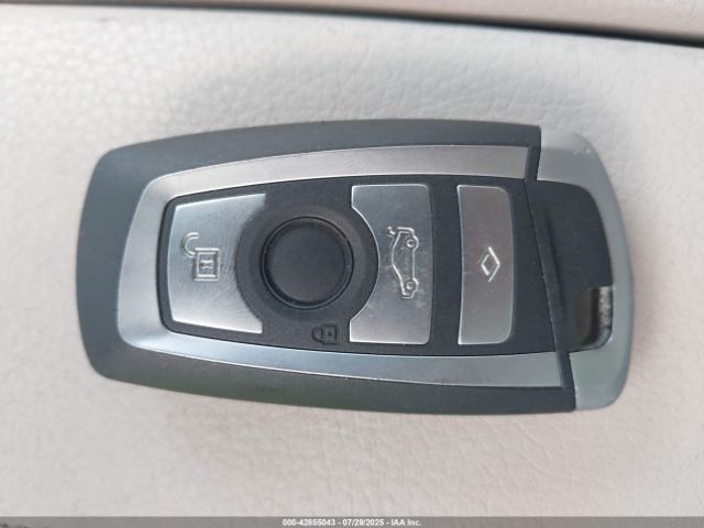 2012 BMW 528I WBAXG5C59CDY28234 Photo 10
