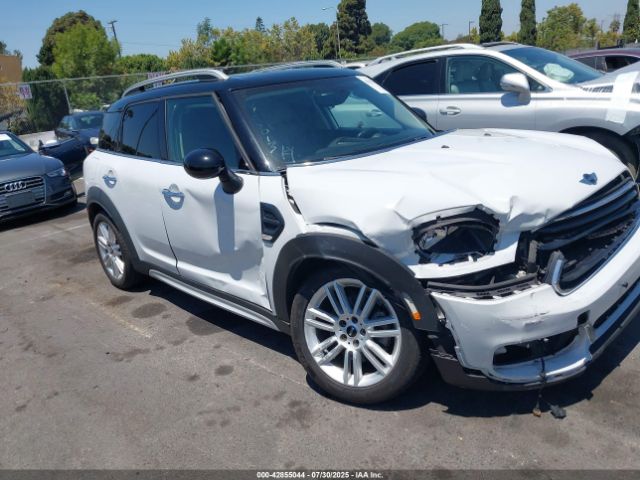 2018 MINI COUNTRYMAN WMZYS7C3XJ3E08889 Photo 0