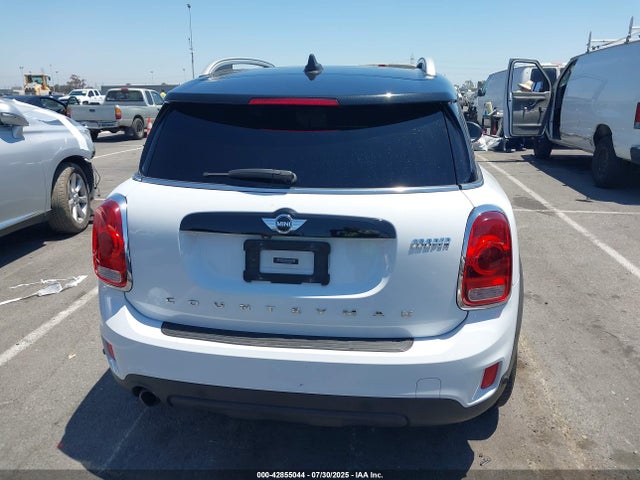WMZYS7C3XJ3E08889 Mini 2018