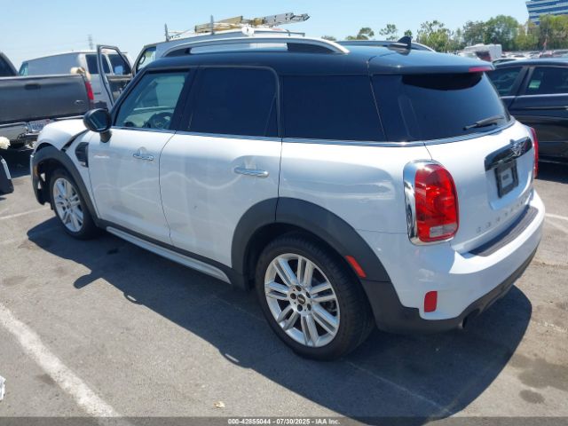 2018 MINI COUNTRYMAN WMZYS7C3XJ3E08889 Photo 2
