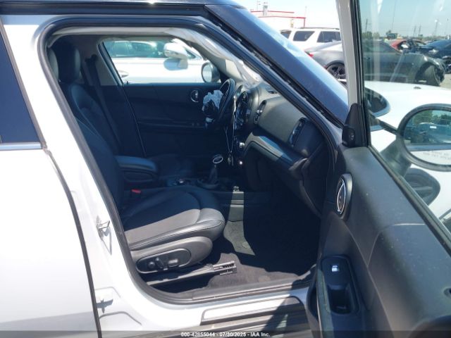 2018 MINI COUNTRYMAN WMZYS7C3XJ3E08889 Photo 4