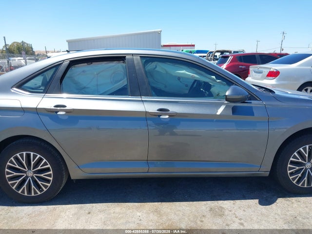 3VWC57BUXKM271345 Volkswagen 1.4 tsi