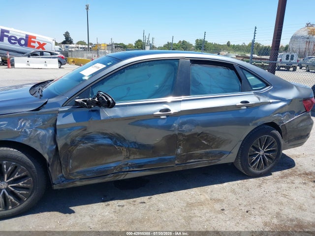 3VWC57BUXKM271345 Volkswagen 1.4 tsi
