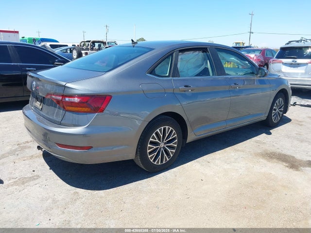 3VWC57BUXKM271345 Volkswagen 1.4 tsi