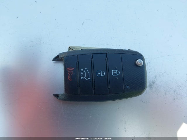 5XYPG4A35HG258546 KIA 2017